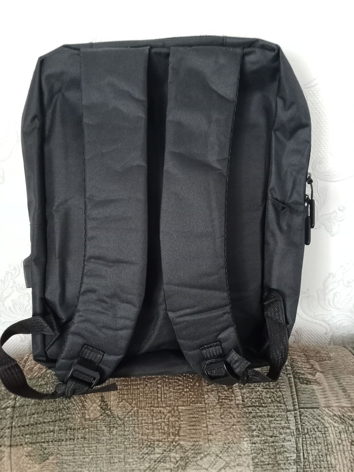 Рюкзак новый черный