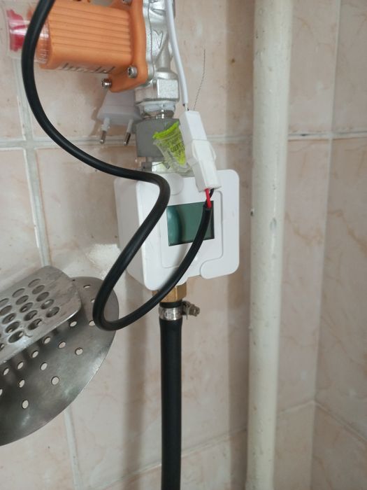 Продам 1-ую в 3 мкр с мебелью