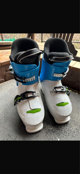 Детские лыжные ботинки с чехлом