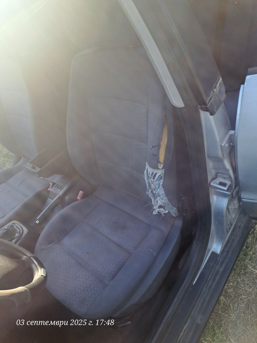 Audi a4 1.8 125кс