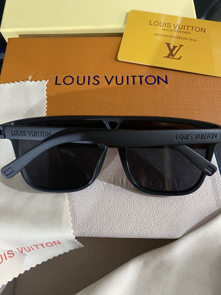 Оригинални очила Louis Vuitton – нови, с кутия и всички аксесоари