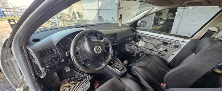 Ansamblu stergatoare parbriz volan pe stanga 1J0 955 325 A Volkswagen