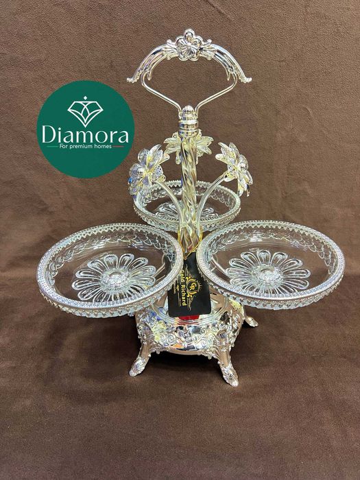 Yengi turdagi chinni buyumlar