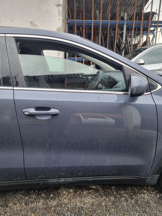 Usa Dreapta Fata Kia Sportage IV 2016 - 2018 SUV 4 Usi Palnetenblau Metalizat D7 (1355)