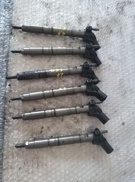 Injector 2.7 tdi audi a4 b8 a5 t a6 4f q5 q7 vw touareg porsche cayenne 92a