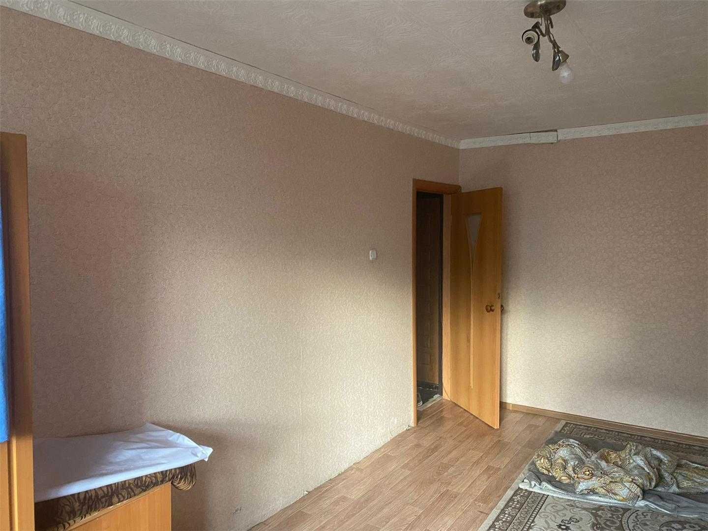 продам 1-комн. квартиру  пр. Строителей
