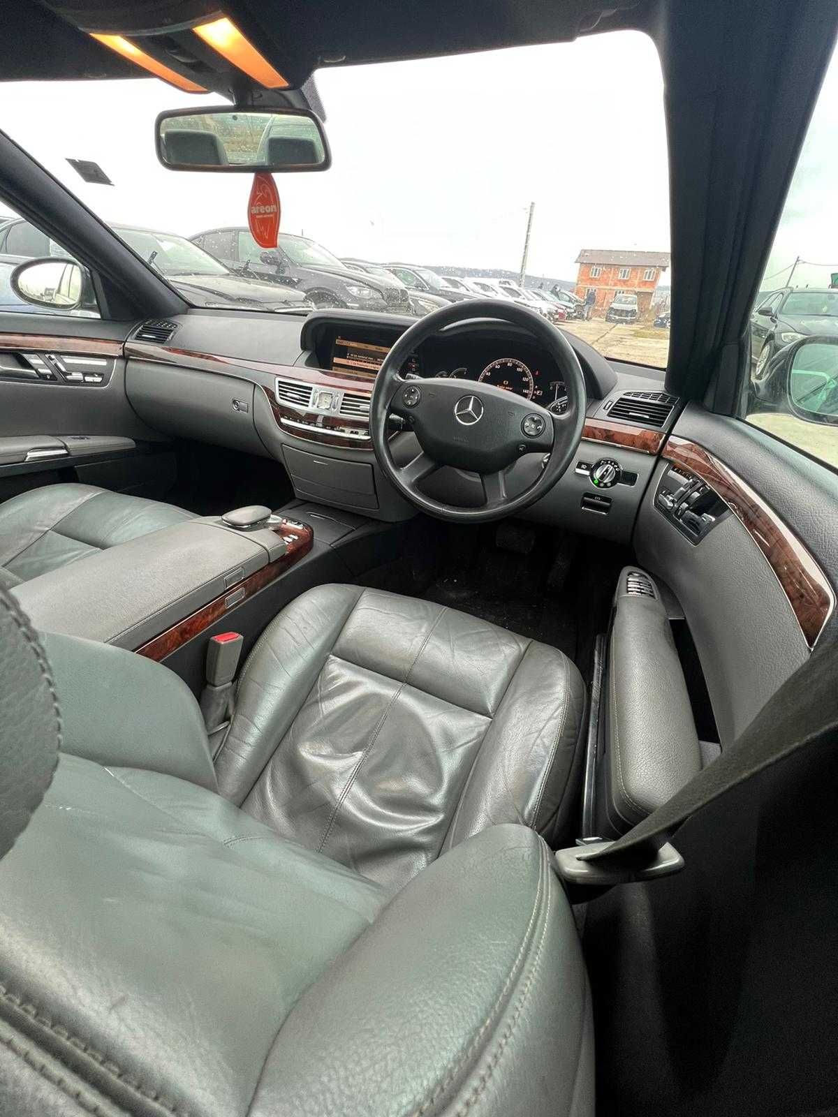 Dezmembram Mercedes S 320d, 2008, euro4,