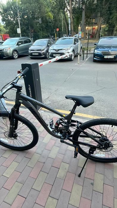 Велосипед Erec XT 100 27,5 дюймов, практически новый,катались пару раз