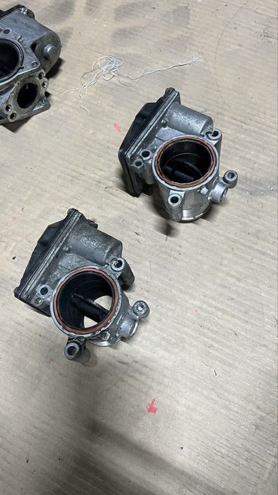 Clapeta acceleratie audi a4 b8 2.0 tdi