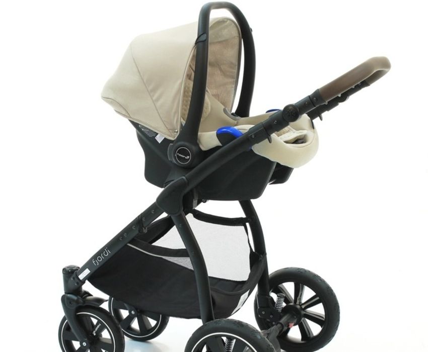 Detskiy krovat sotiladi. Kolyaska qo‘shib beraman