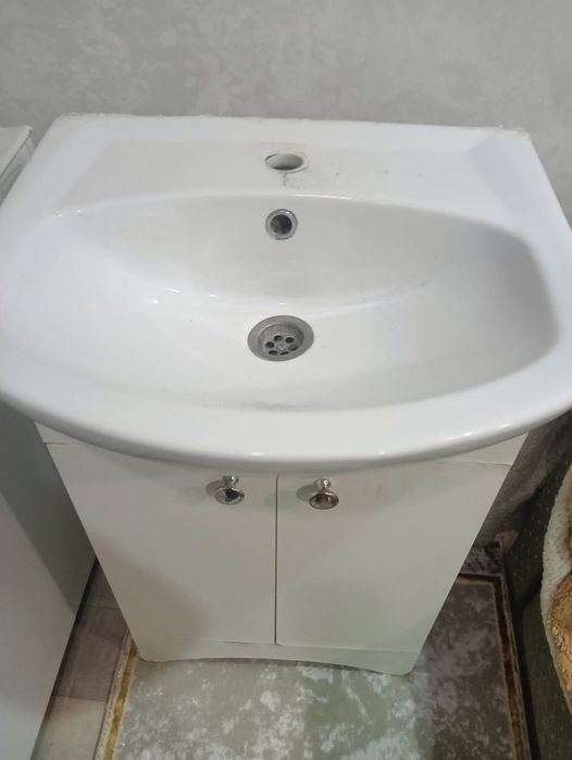 Тумба с раковиной