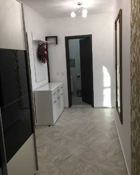 Дава се под наем Двустаен апартамент в Бургас, Сарафово - 79 кв.м за 400 € - Снимка #1