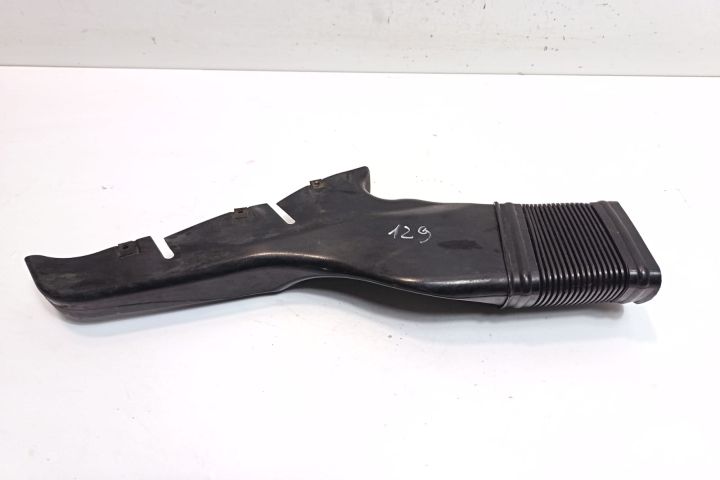 Tubulatura admisie aer 3B0129617G Volkswagen VW Passat B5.5 (facelift