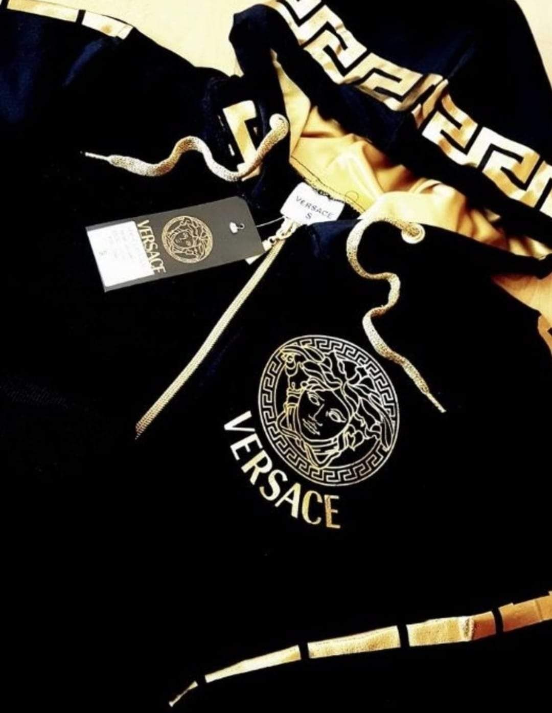 Trening Versace super model/logo auriu/diverse marimi, saculet, etiche
