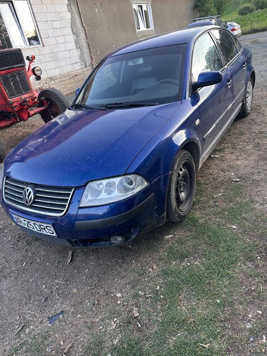 Vând pasat an 2001 in stare bună de funcționare acte valabile