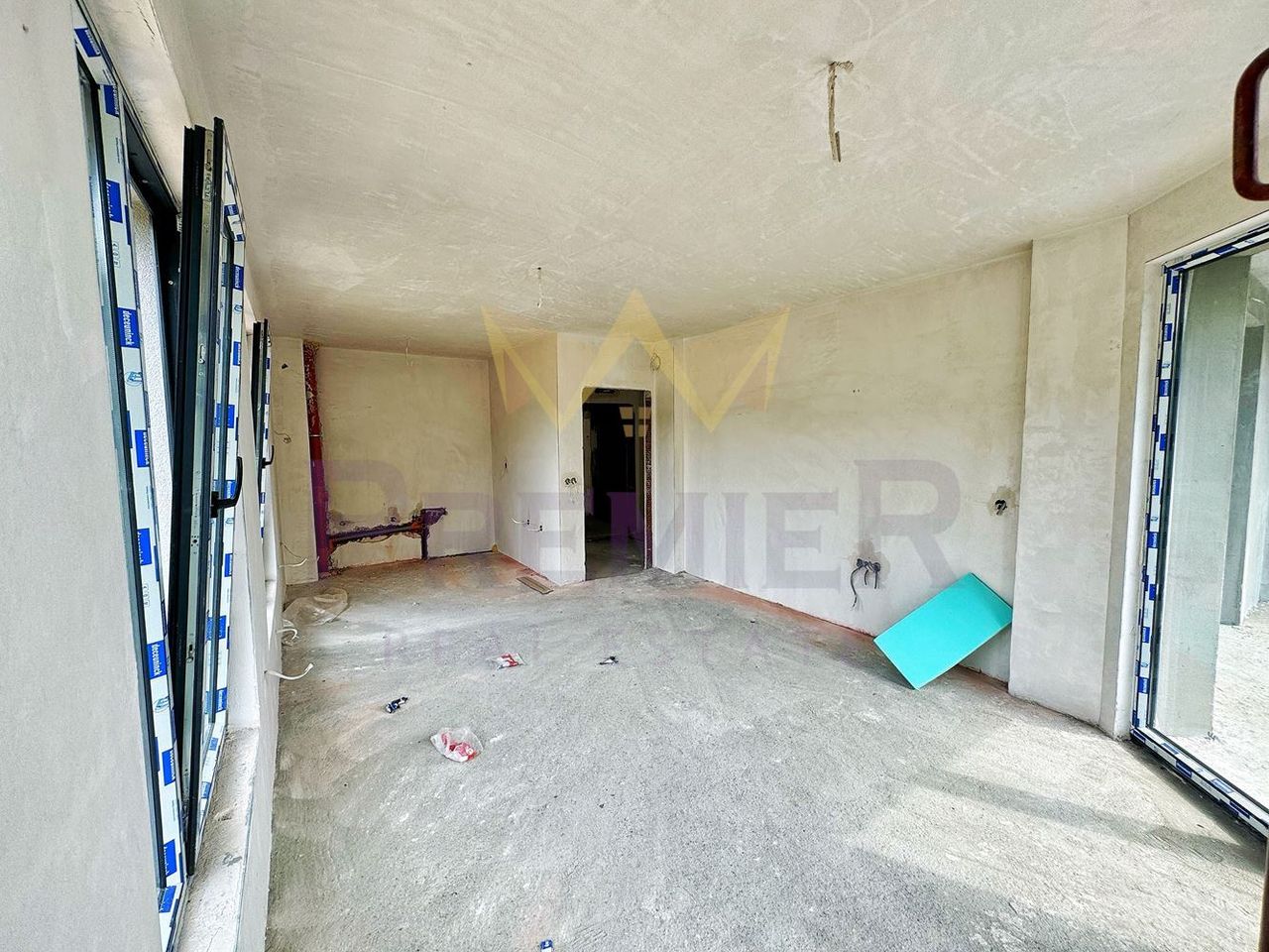Продава се Двустаен апартамент в Варна, Владислав Варненчик - 68 кв.м за 1155 €/кв.м - Снимка #1