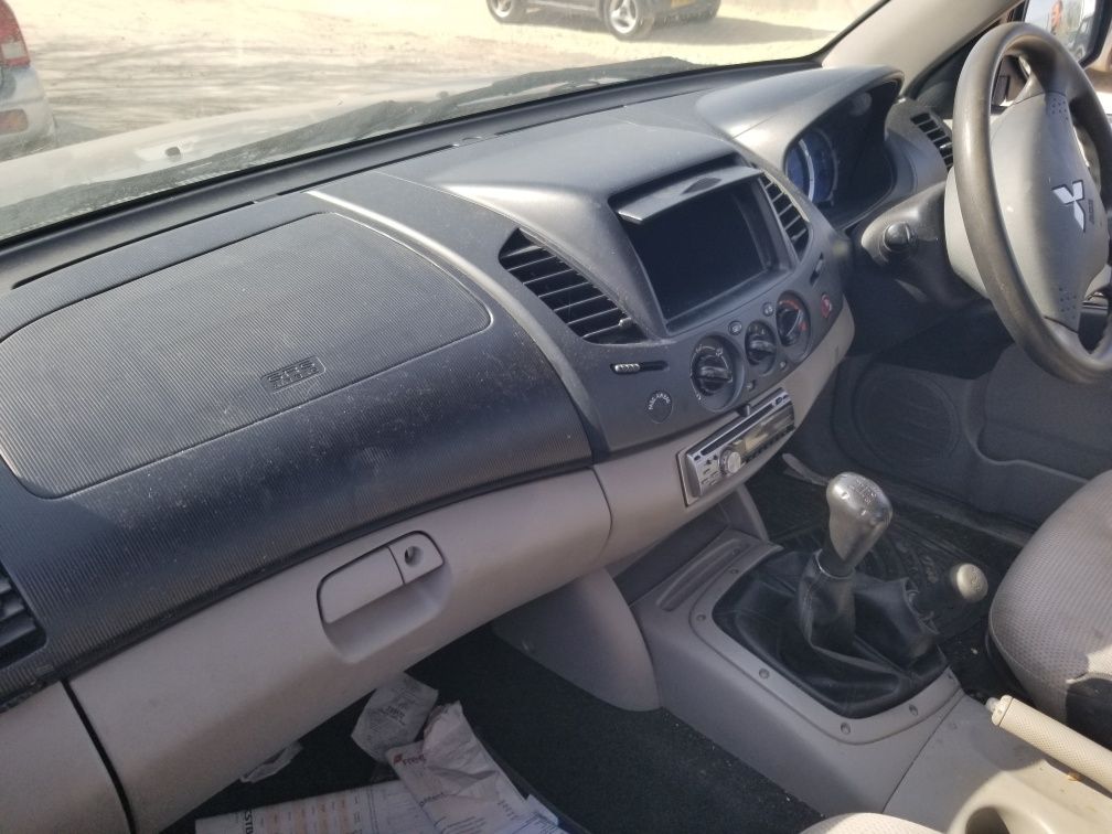 Mitsubishi L200 2.5 на части