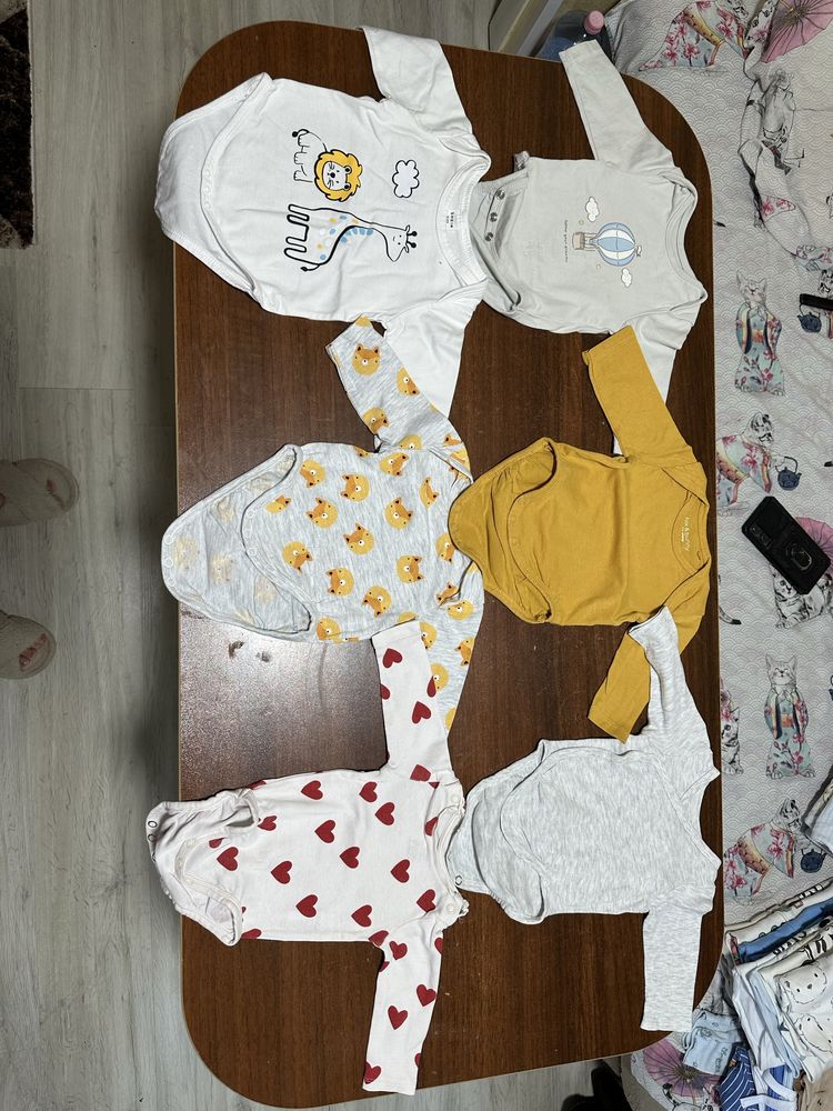 Lot haine bebe marime 56