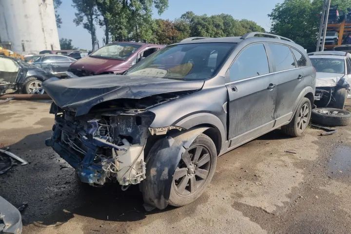 Diferential grup spate punte cadru motor bara spate haion stop tripla stanga dreapta interior piele scaune fata bancheta spate   Chevrolet captiva an 2007 motor 3.2benzina  230CP  LU1 dezmembrez dezmembrari opel antara