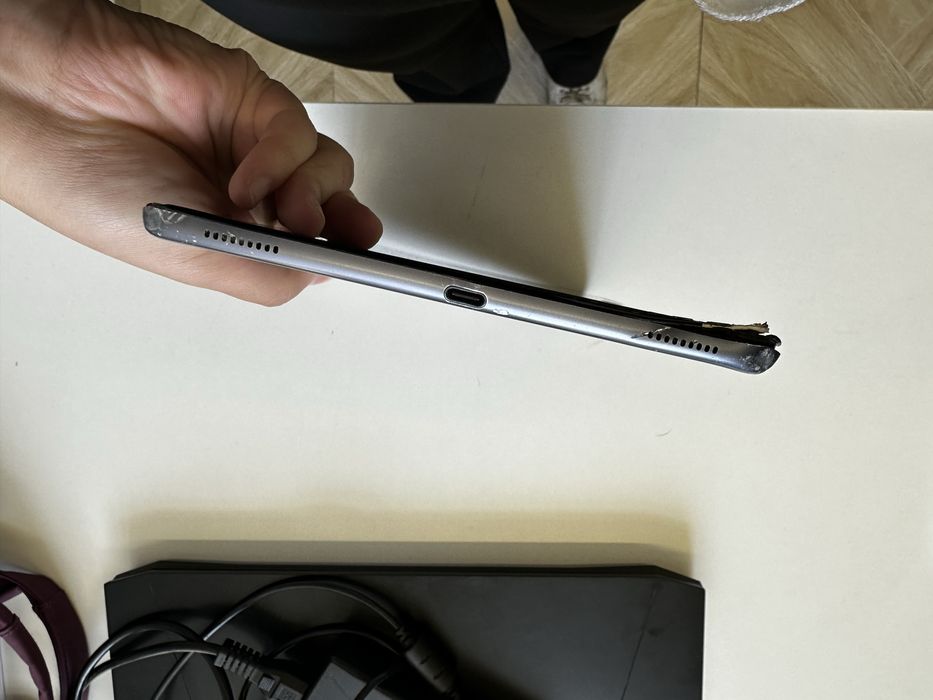 Galaxy tab a 32 б/у