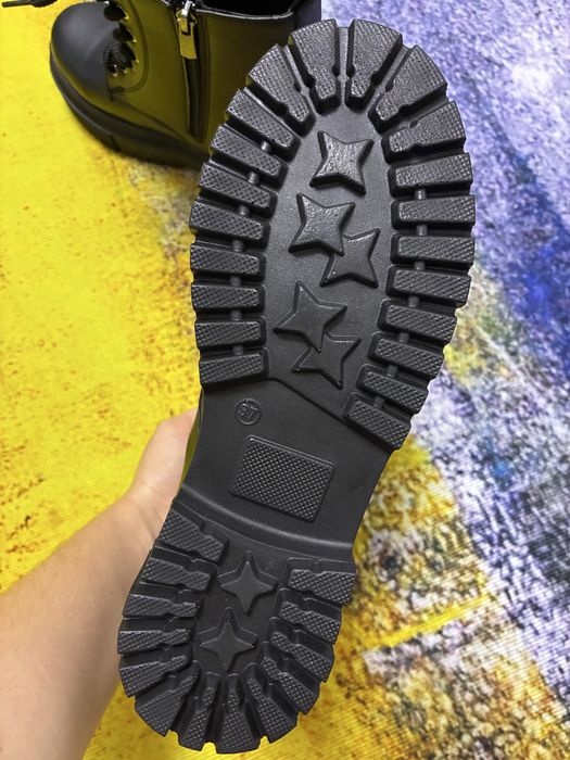 Ghete noi marimea 37