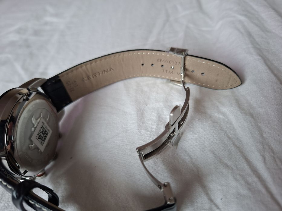 Certina - черна оригинална кожена каишка