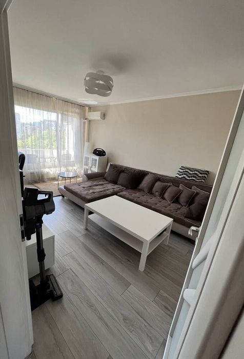 Продава се Двустаен апартамент в София, Дървеница - 65 кв.м за 3385 €/кв.м - Снимка #1