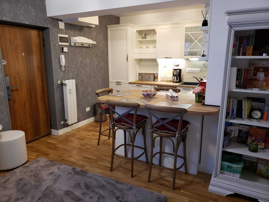 Apartament 2 cam. cu gradina si foisor in Sinaia zona Furnica