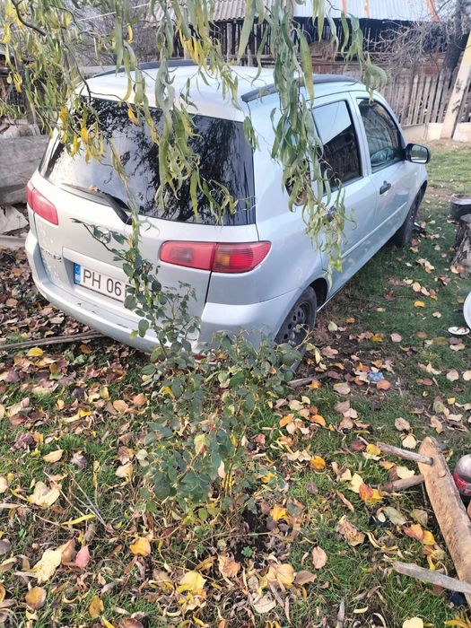 Vând Mazda 2 1.4 diesel