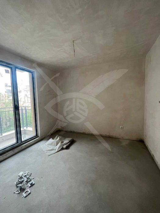 Продава се Тристаен апартамент в Варна, Операта - 108 кв.м за 1991 €/кв.м - Снимка #3