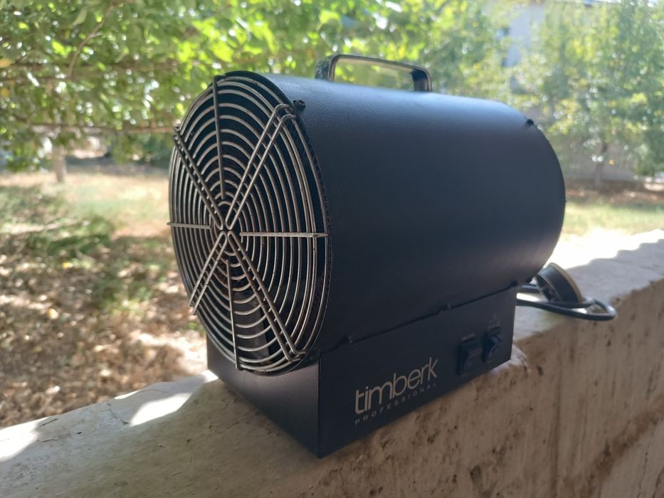 Электрическая тепловая пушка