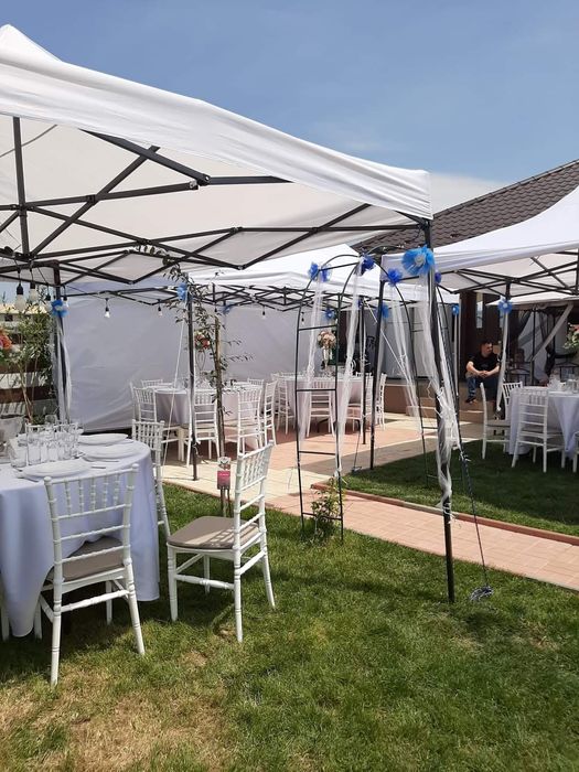 Corturi de închiriat