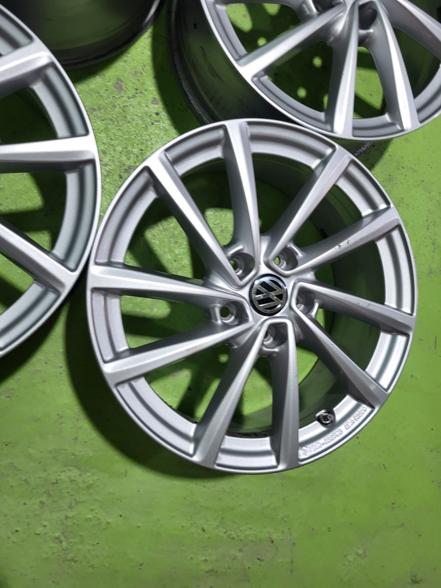 17 5x112 Vw Golf Touran Caddy Skoda Audi 5х112