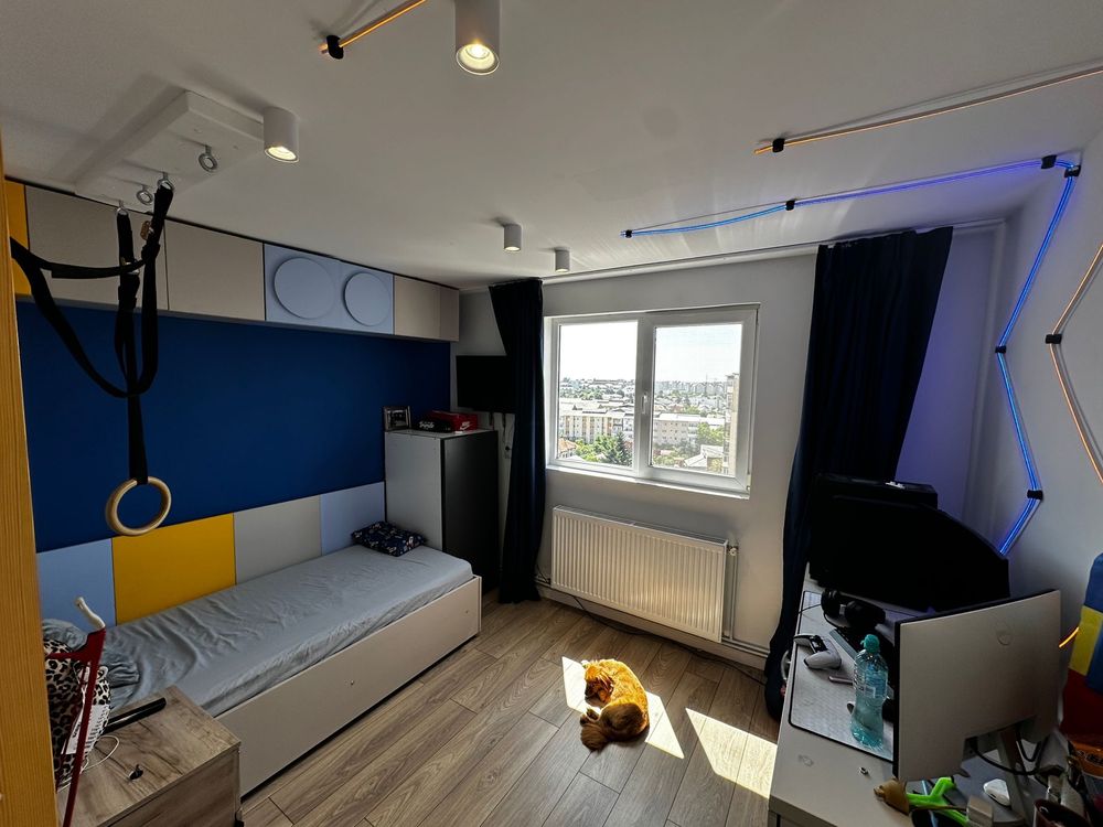 Vand apartament 3 camere/Complet Mobilat/Recent mobilat/Targoviste M4