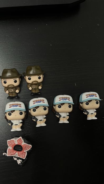 stranger things kinder