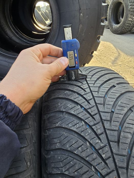 Anvelope de iarna 195-60r15 Goodyear