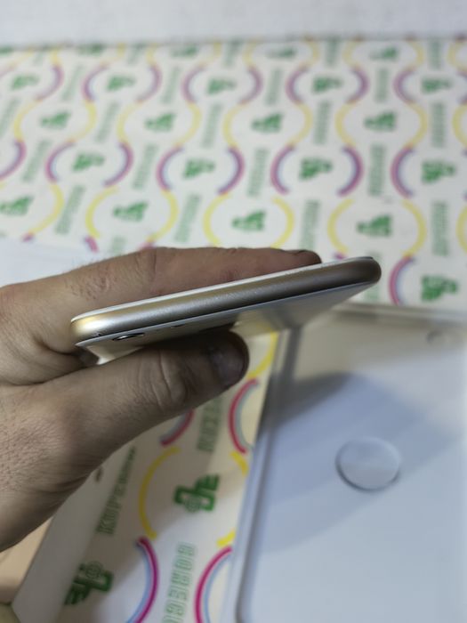 Iphone 6 plus 16 GB GOLD