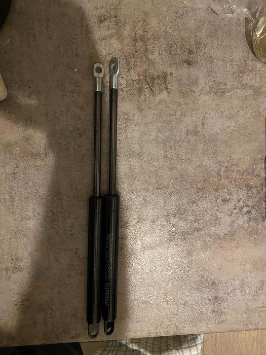 Vand 2 “amortizoare/telescoape“ vw,Audi ,Skoda (golf ,Passat,A4…