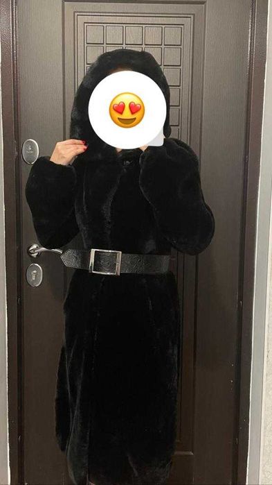 шуба цельная мутон комбинированная с норкой размер 44.