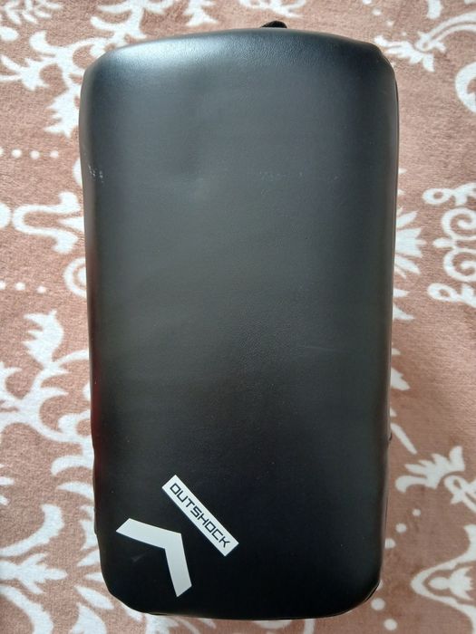 Vând echipament de box