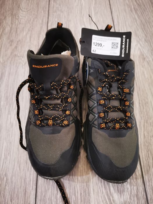 Adidasi impermeabili pentru drumeții Endurance