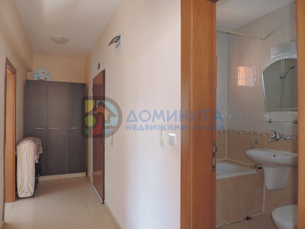 Продава се Тристаен апартамент в Приморско - 100 кв.м за 880 €/кв.м - Снимка #8