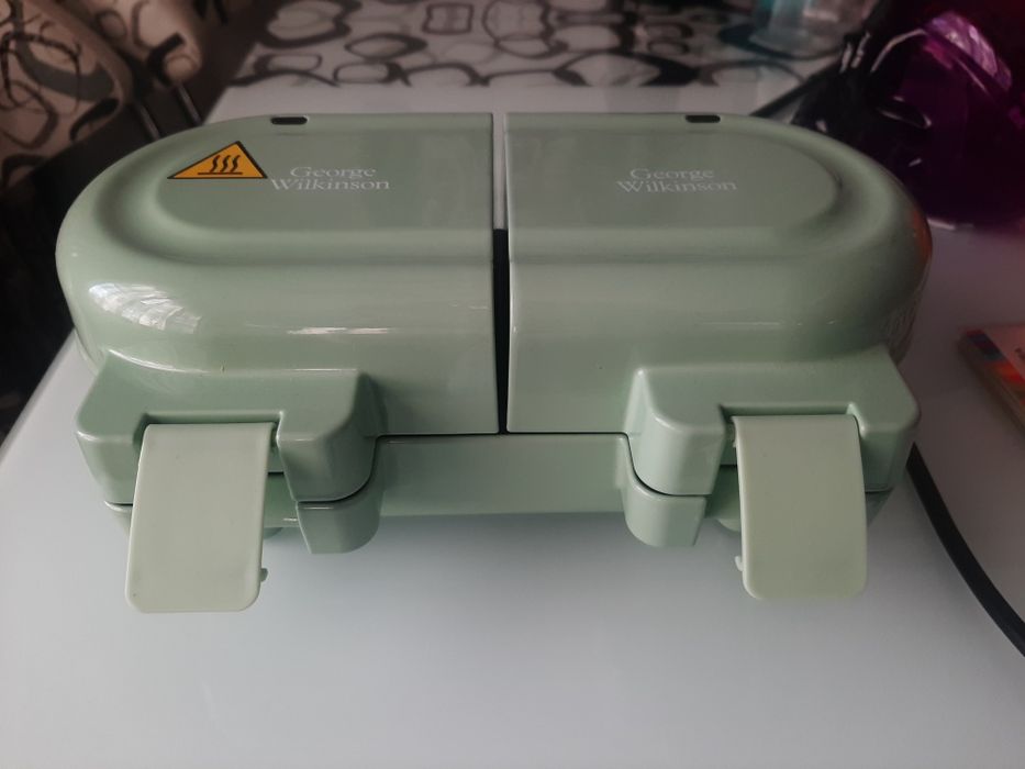 Мини гофретник за палачинки или гофрети