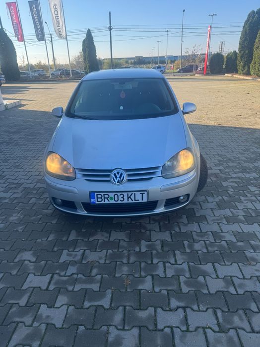 Vând golf 5 1.9 TDI 105 cp