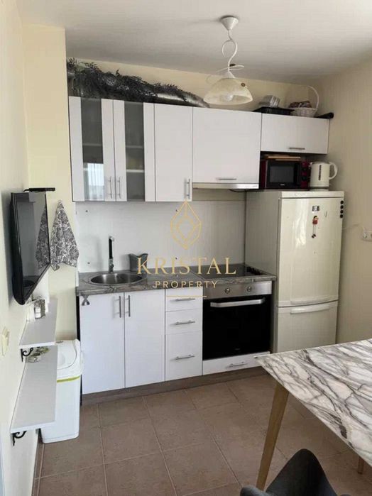Продава се Тристаен апартамент в к.к. Слънчев бряг - 65 кв.м за 1200 €/кв.м - Снимка #1
