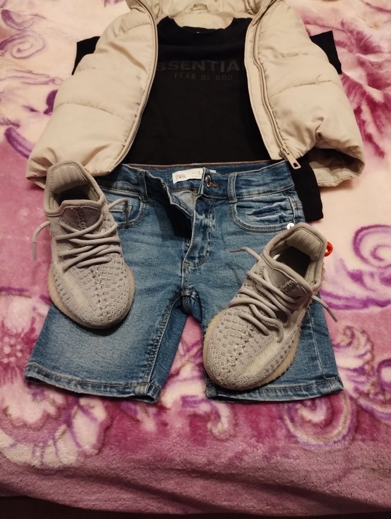 Compleu+adidași+ vestă