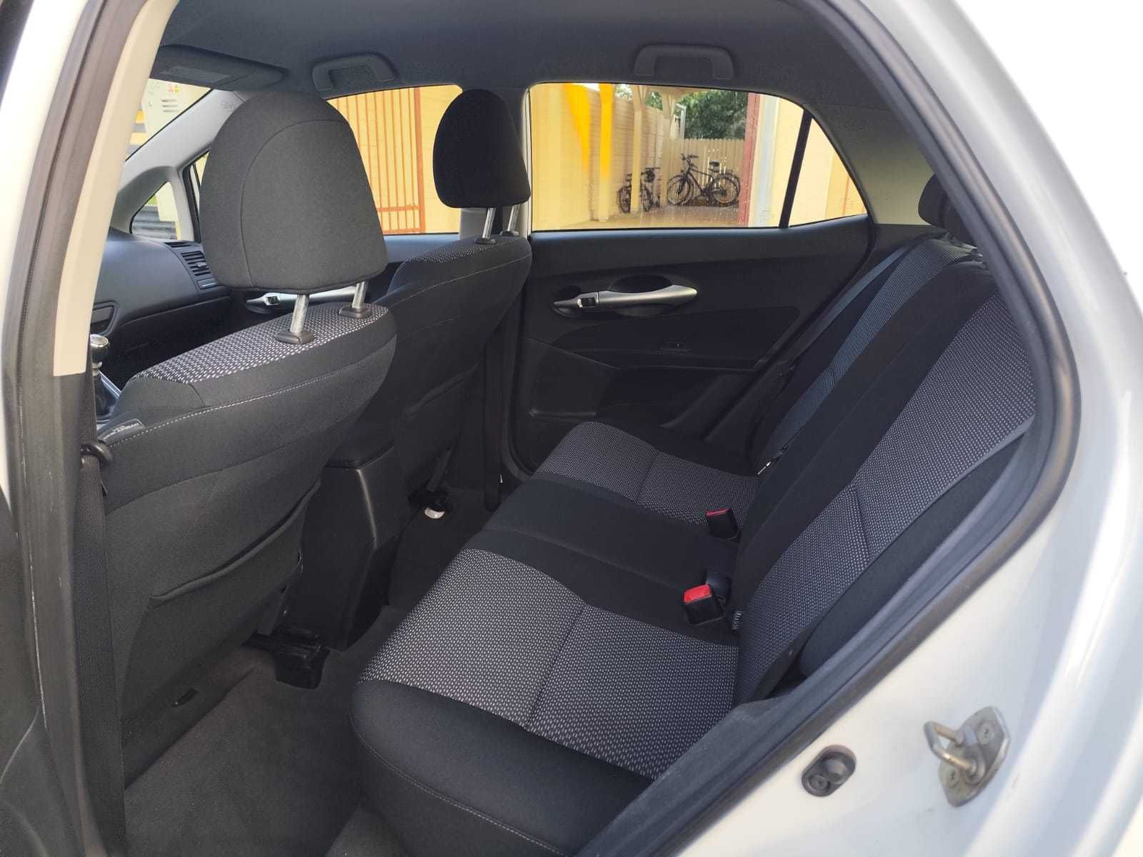 Toyota Auris 1.4 Benzina 105 Cp 2010