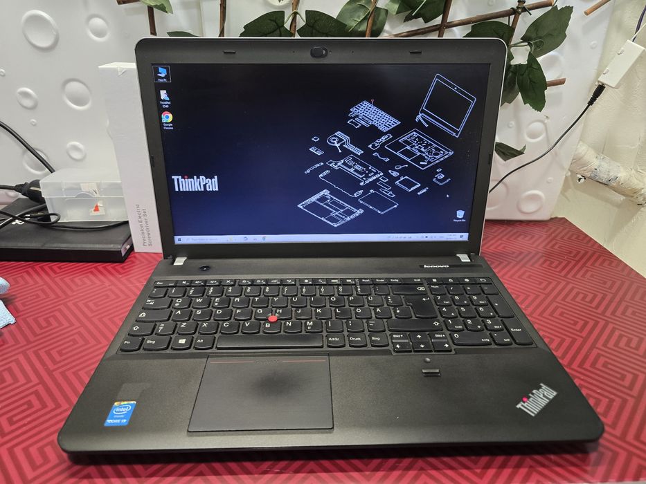 Lenovo Thinkpad Edge E540, i7, 8gb ddr3, 256ssd