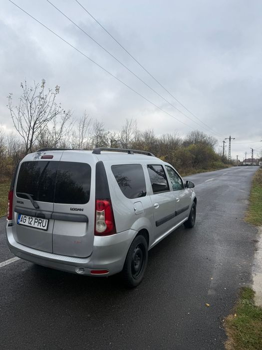 DACIA Mcv (model LAUREAT ]