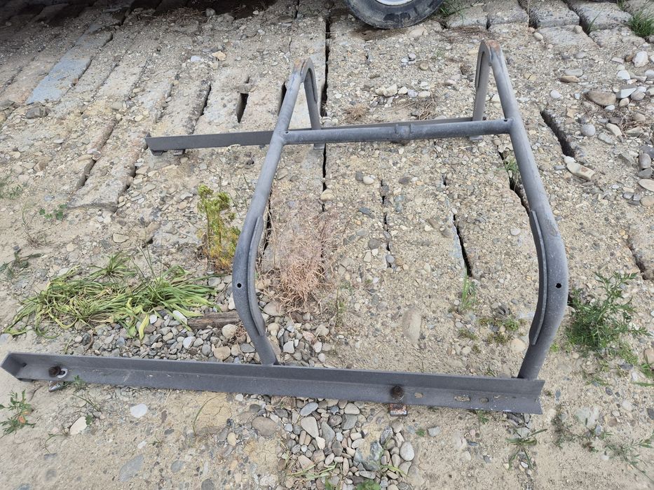 Suport roata rezerva semiremorca